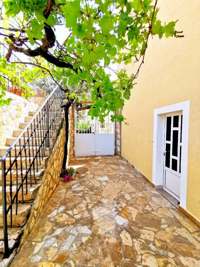 Green Garden Daire Vodice Dış mekan fotoğraf